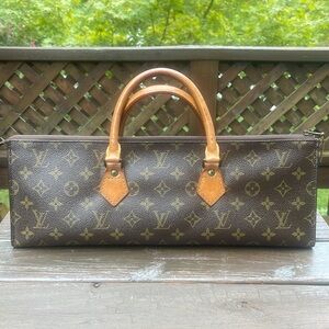 RARE Vintage French Company Louis Vuitton Sac Tricot Triangle ❤️ Comes w/BONUS